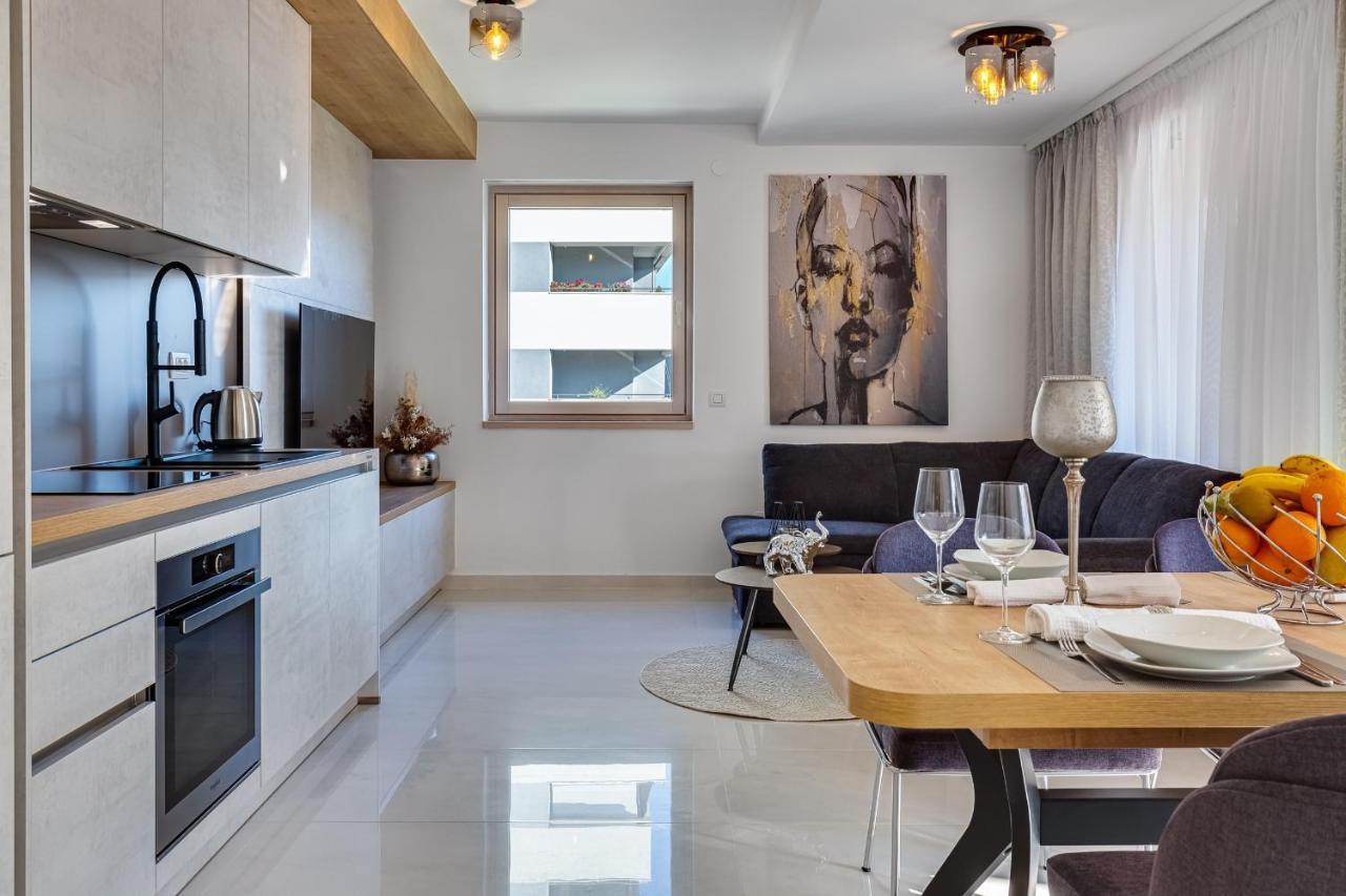 Diamond Two Bedroom Apartment Zadar Exteriör bild
