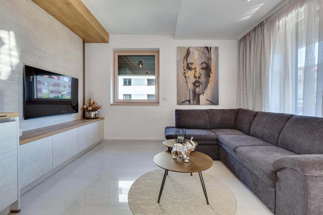 Diamond Two Bedroom Apartment Zadar Exteriör bild