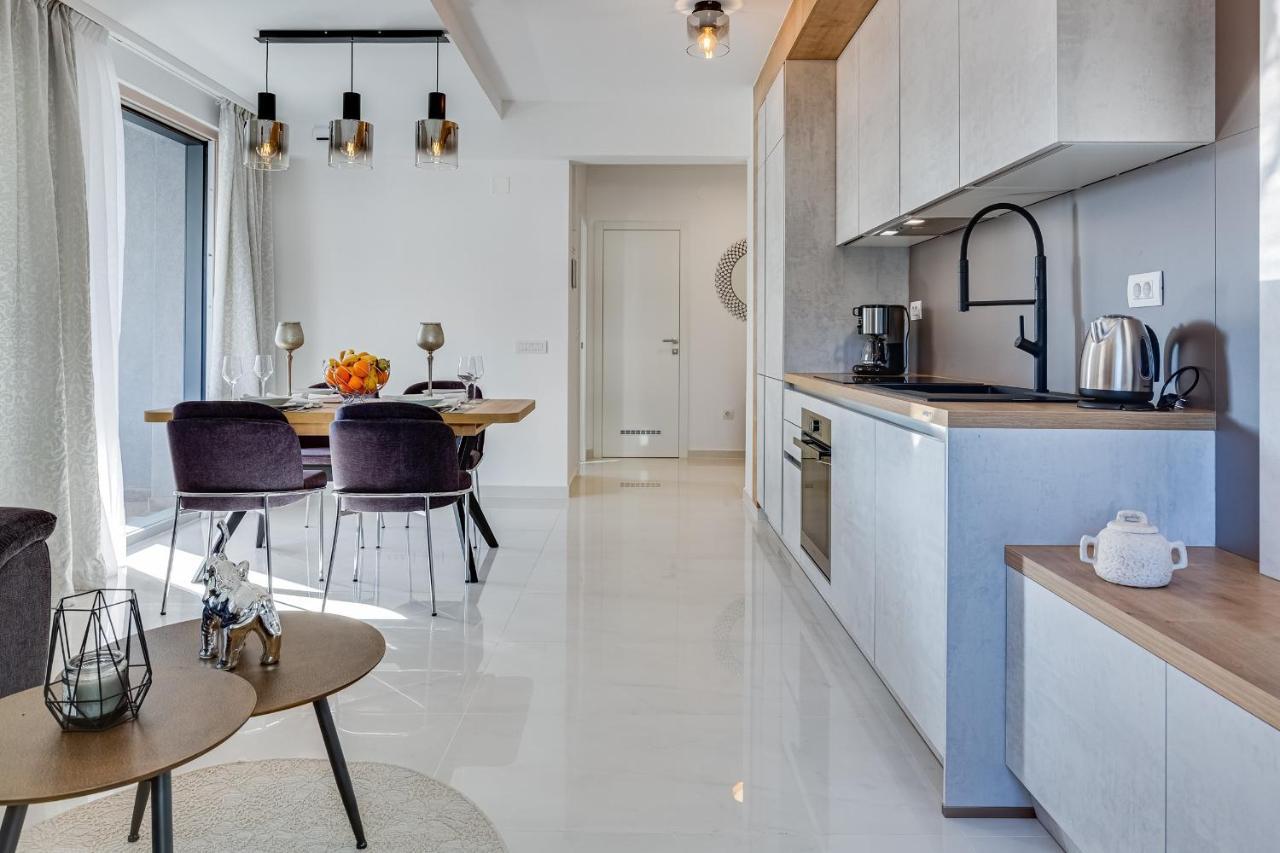 Diamond Two Bedroom Apartment Zadar Exteriör bild
