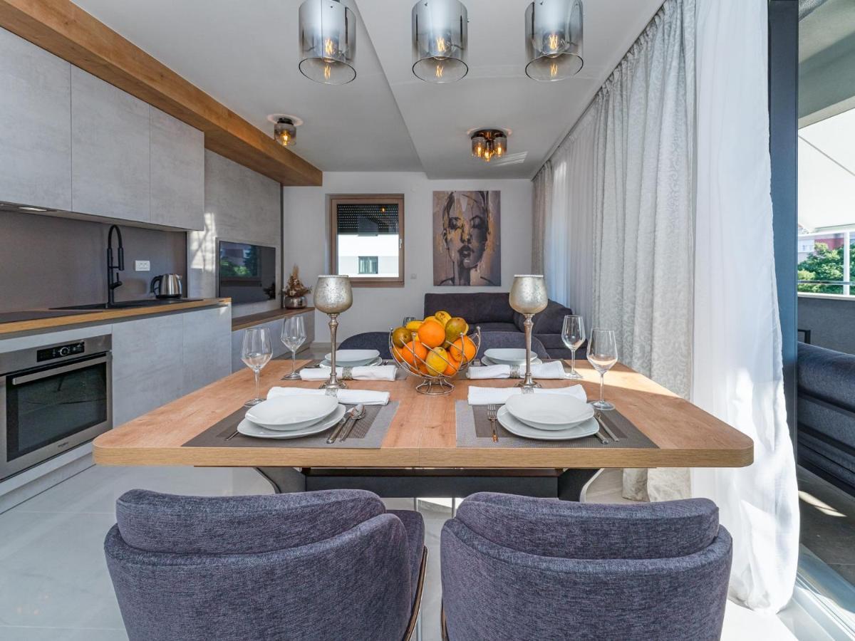 Diamond Two Bedroom Apartment Zadar Exteriör bild