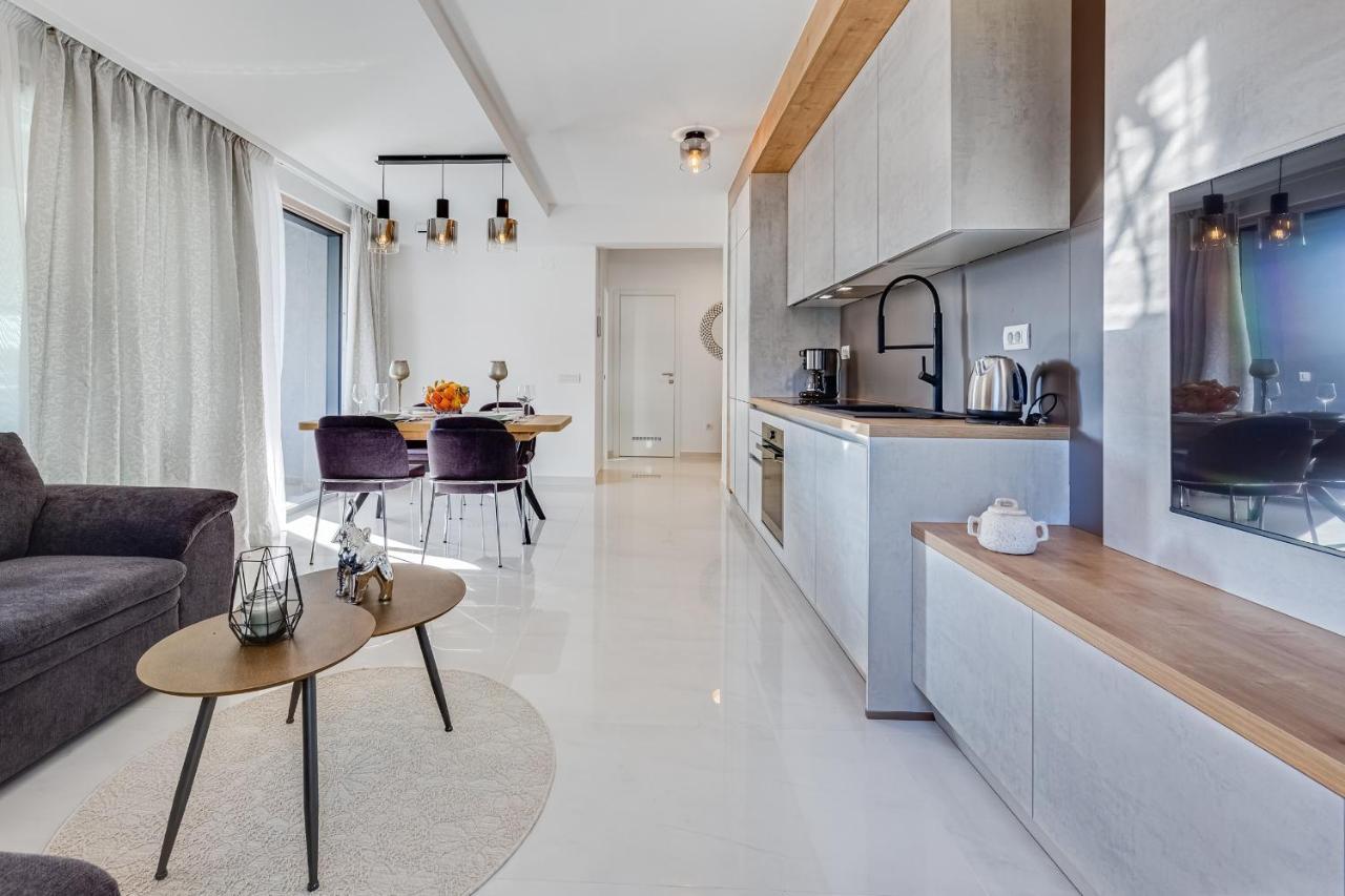 Diamond Two Bedroom Apartment Zadar Exteriör bild